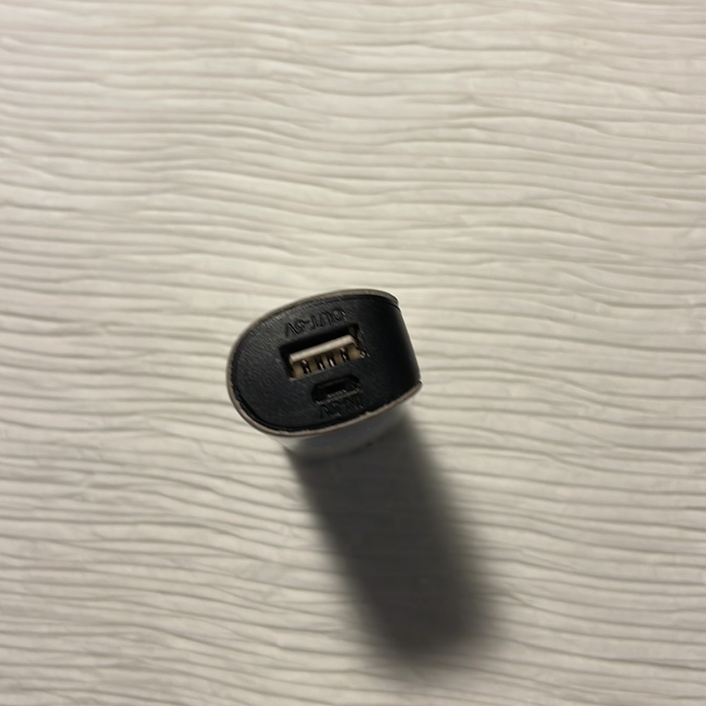 Portable Charger - Picture 5 of 5